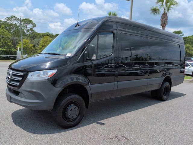 Used 2024 Mercedes-Benz Sprinter 3500 image 8