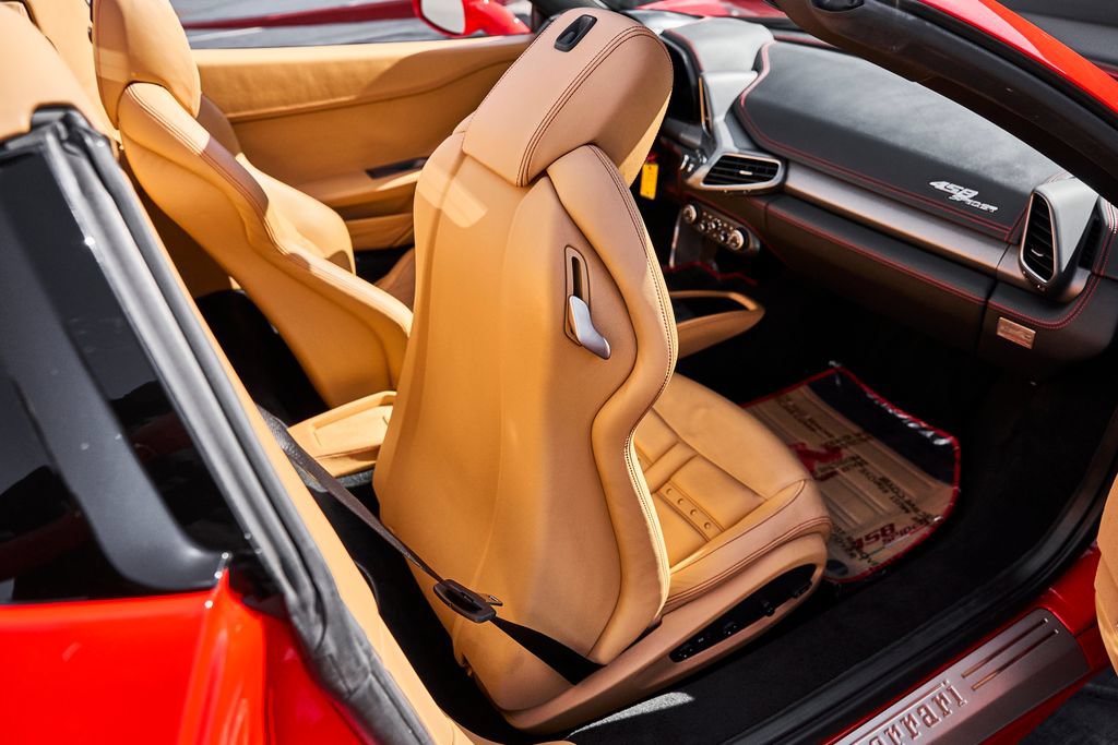 Used 2012 Ferrari 458 Spider RWD image 44