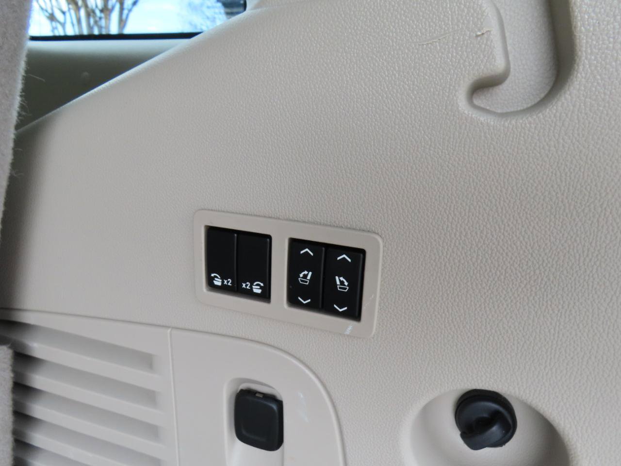 Used 2019 GMC Yukon Denali w/ Denali Ultimate Package image 23