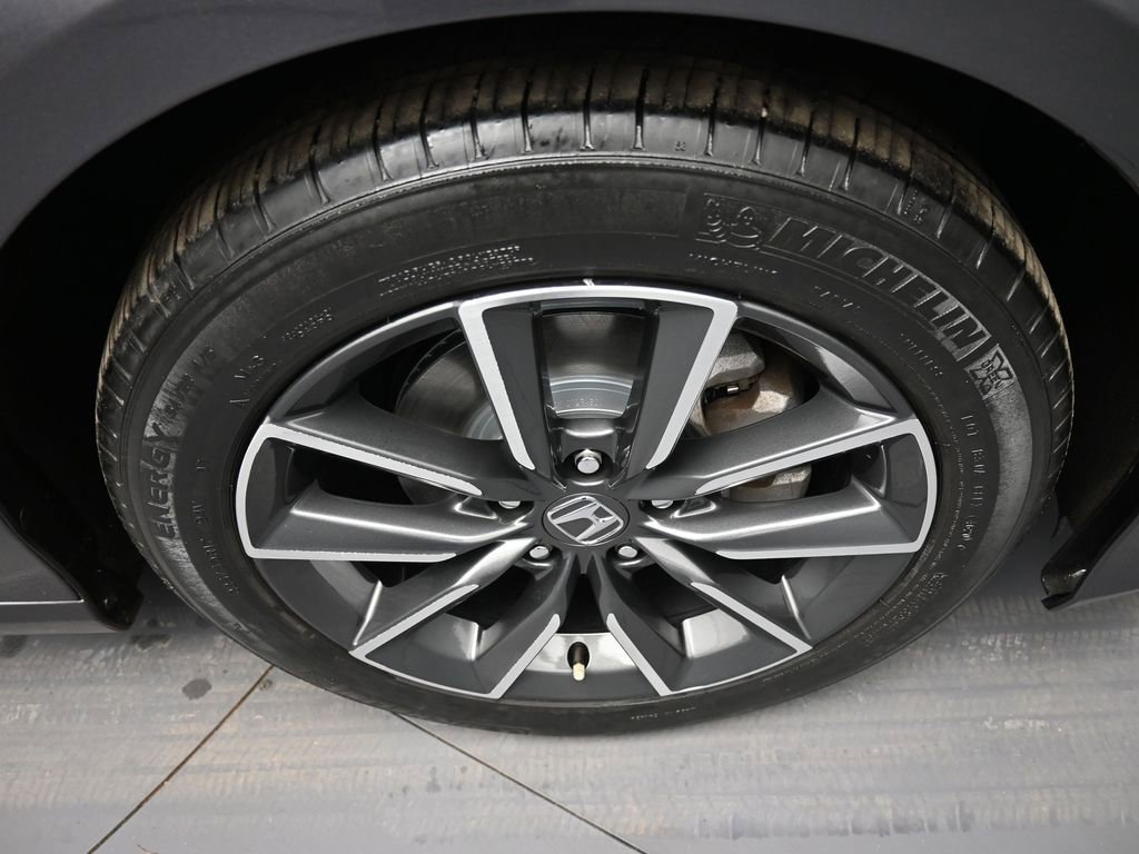 Certified 2021 Honda Accord EX-L image 13