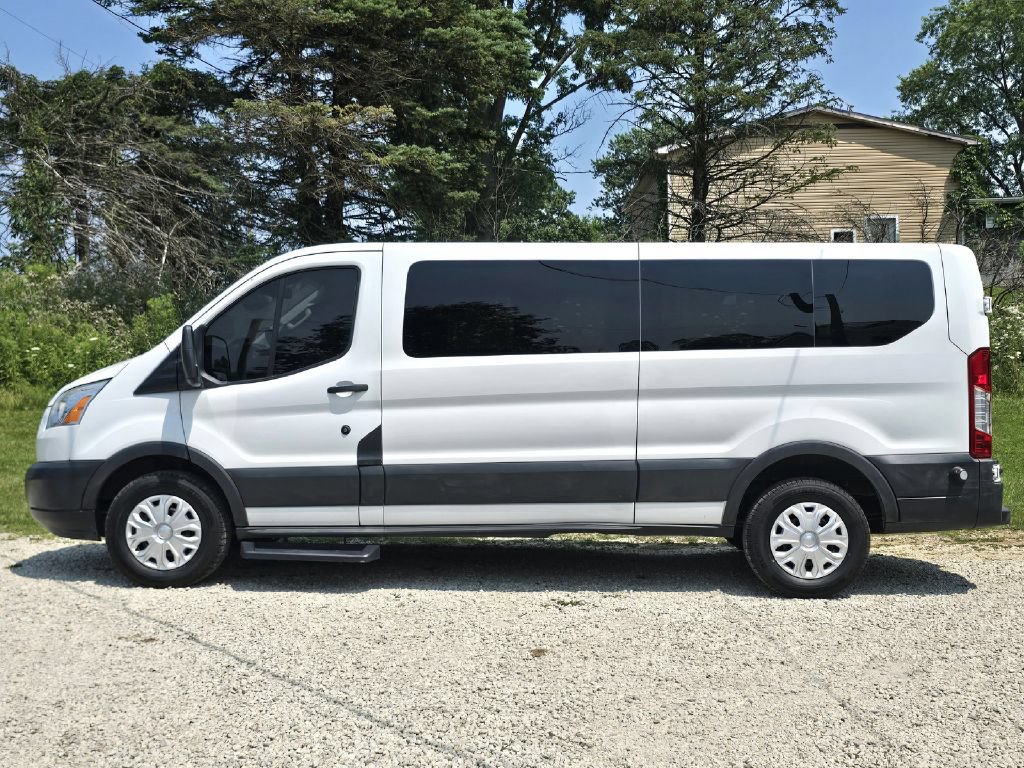 Used 2015 Ford Transit 350 XLT RWD image 3