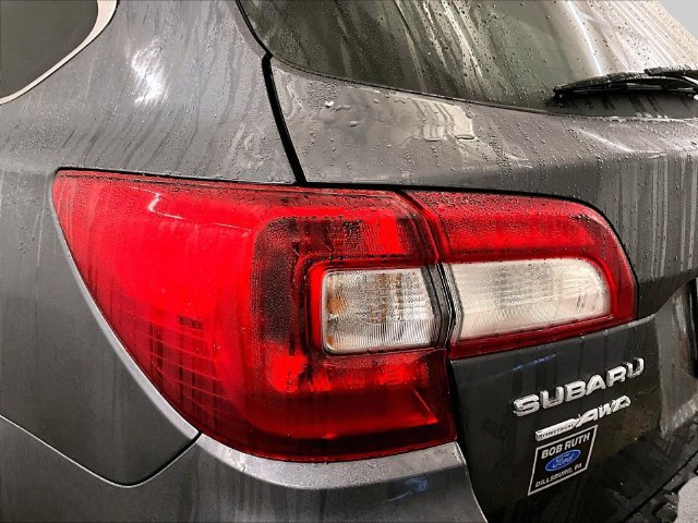 Used 2018 Subaru Outback 2.5i Premium AWD/4WD image 28