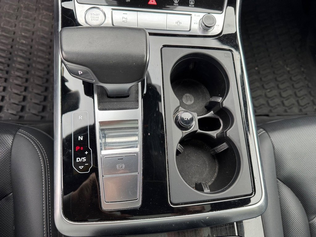 Used 2019 Audi Q8 Prestige image 40