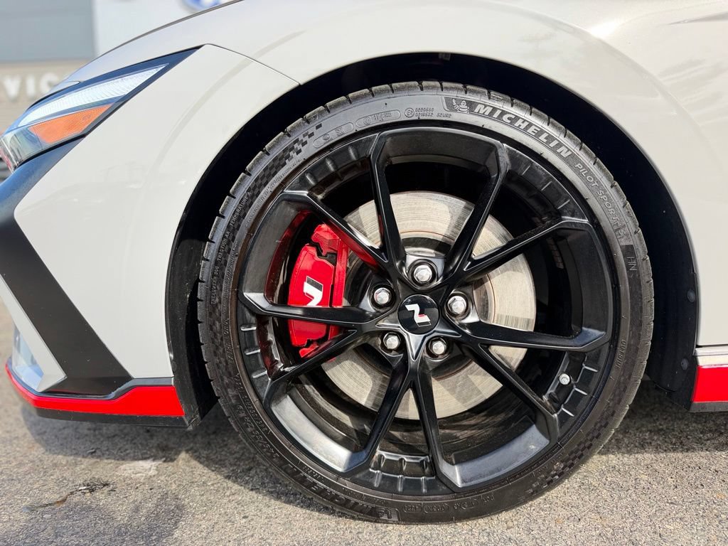 Used 2025 Hyundai Elantra N FWD image 2