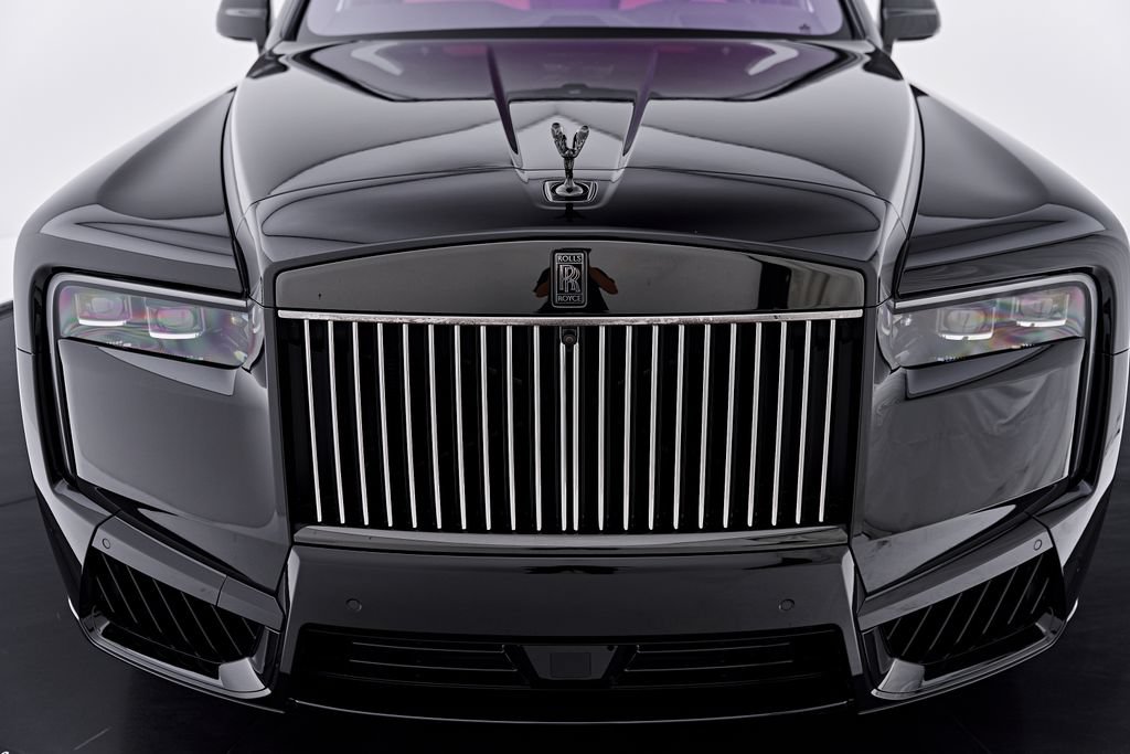 Used 2026 Rolls-Royce Cullinan Black Badge AWD/4WD image 20