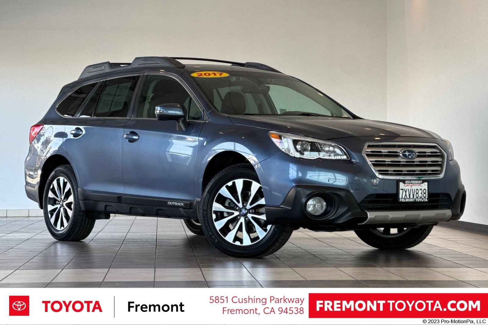 Used 2017 Subaru Outback 3.6R Limited AWD/4WD image 1