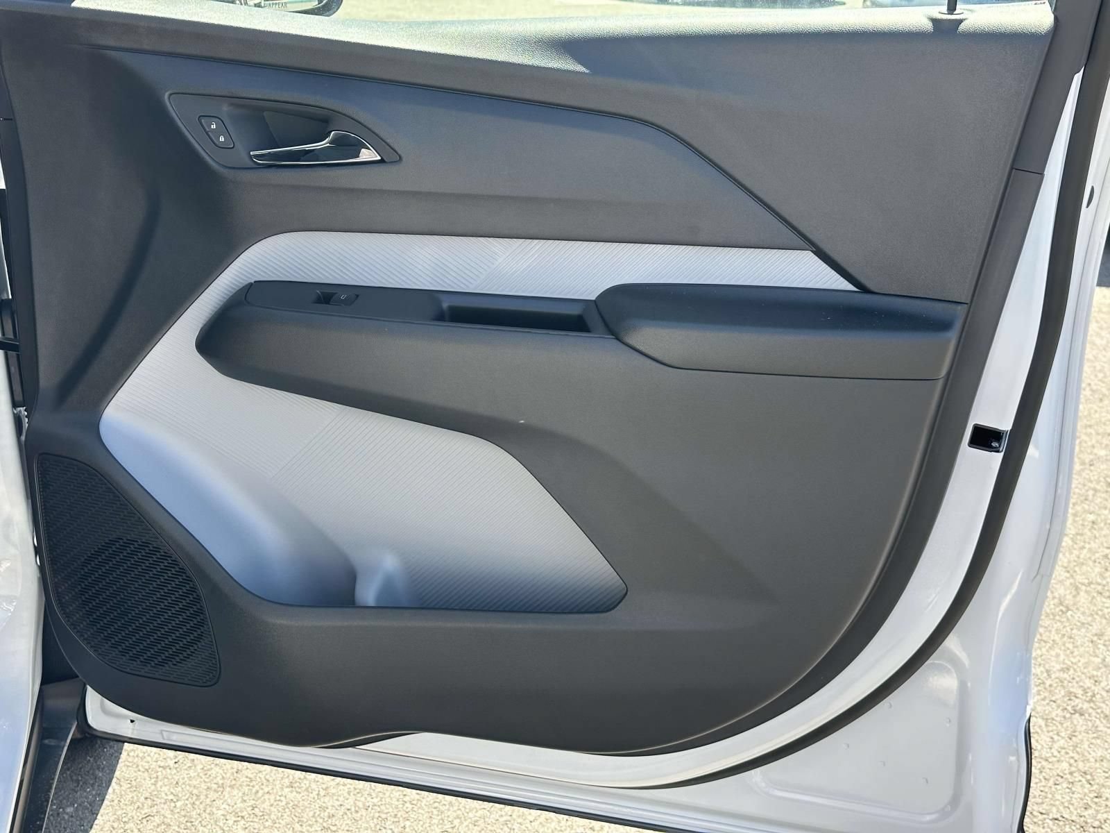 New 2027 Chevrolet Bolt LT FWD image 25