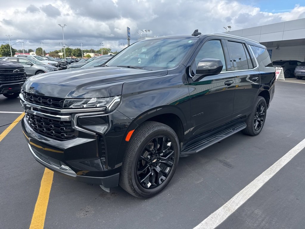 Used 2023 Chevrolet Tahoe LS image 1