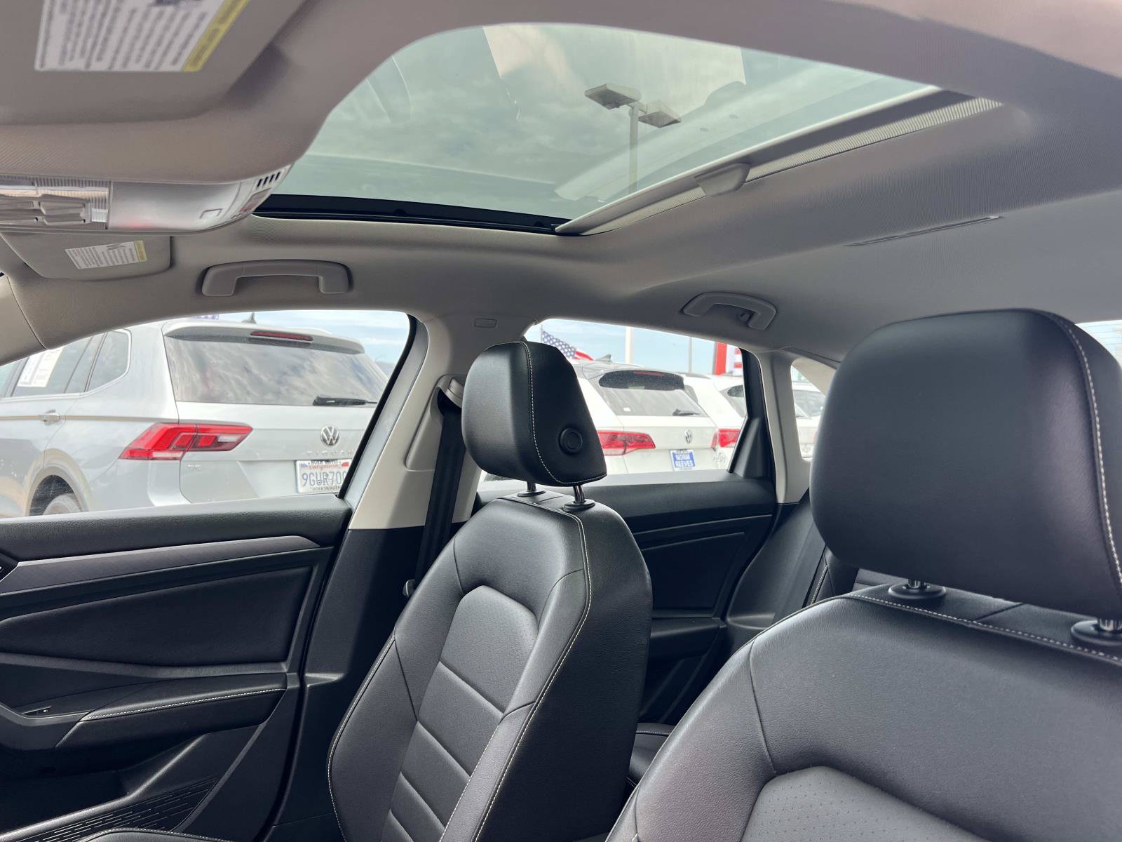 Certified 2024 Volkswagen Jetta SE FWD image 19