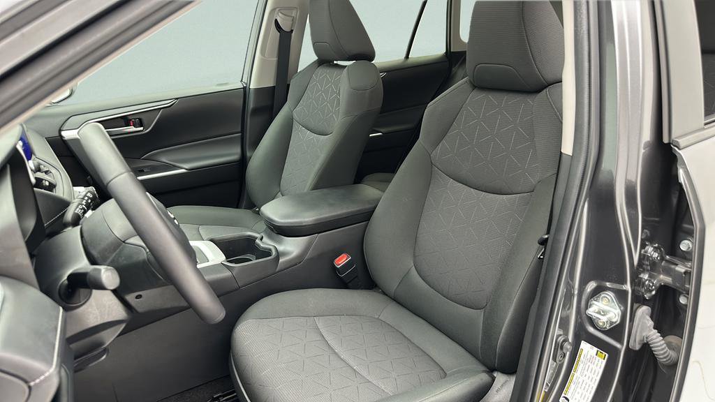 Used 2023 Toyota RAV4 XLE w/ Convenience Package AWD/4WD image 14