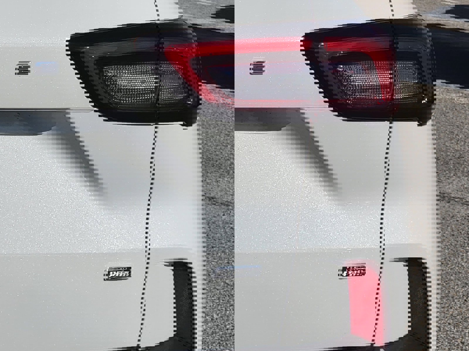 New 2024 Ford Escape SE w/ PHEV Premium Package image 6