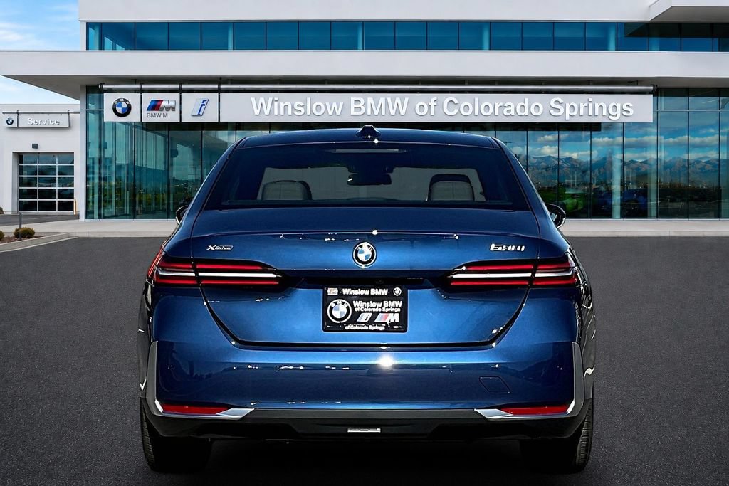 New 2026 BMW 530i xDrive w/ Premium Package AWD/4WD image 4