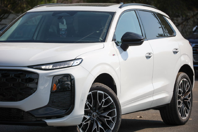 New 2026 Audi Q3 quattro 2.0T AWD/4WD image 18