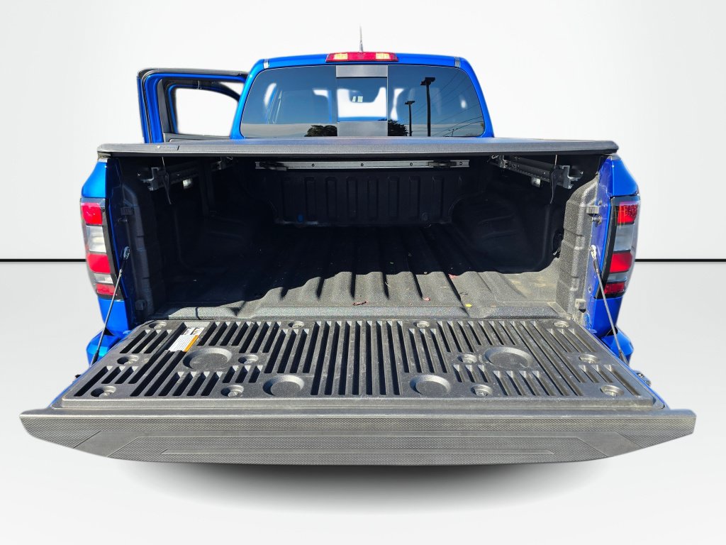 Used 2024 Nissan Frontier PRO-4X w/ Pro Premium Package AWD/4WD image 11