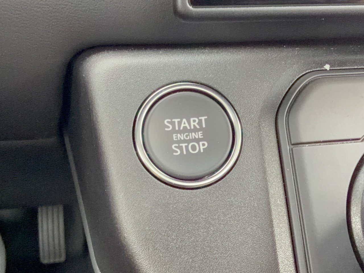 New 2026 Land Rover Defender 130 X-Dynamic SE AWD/4WD image 20