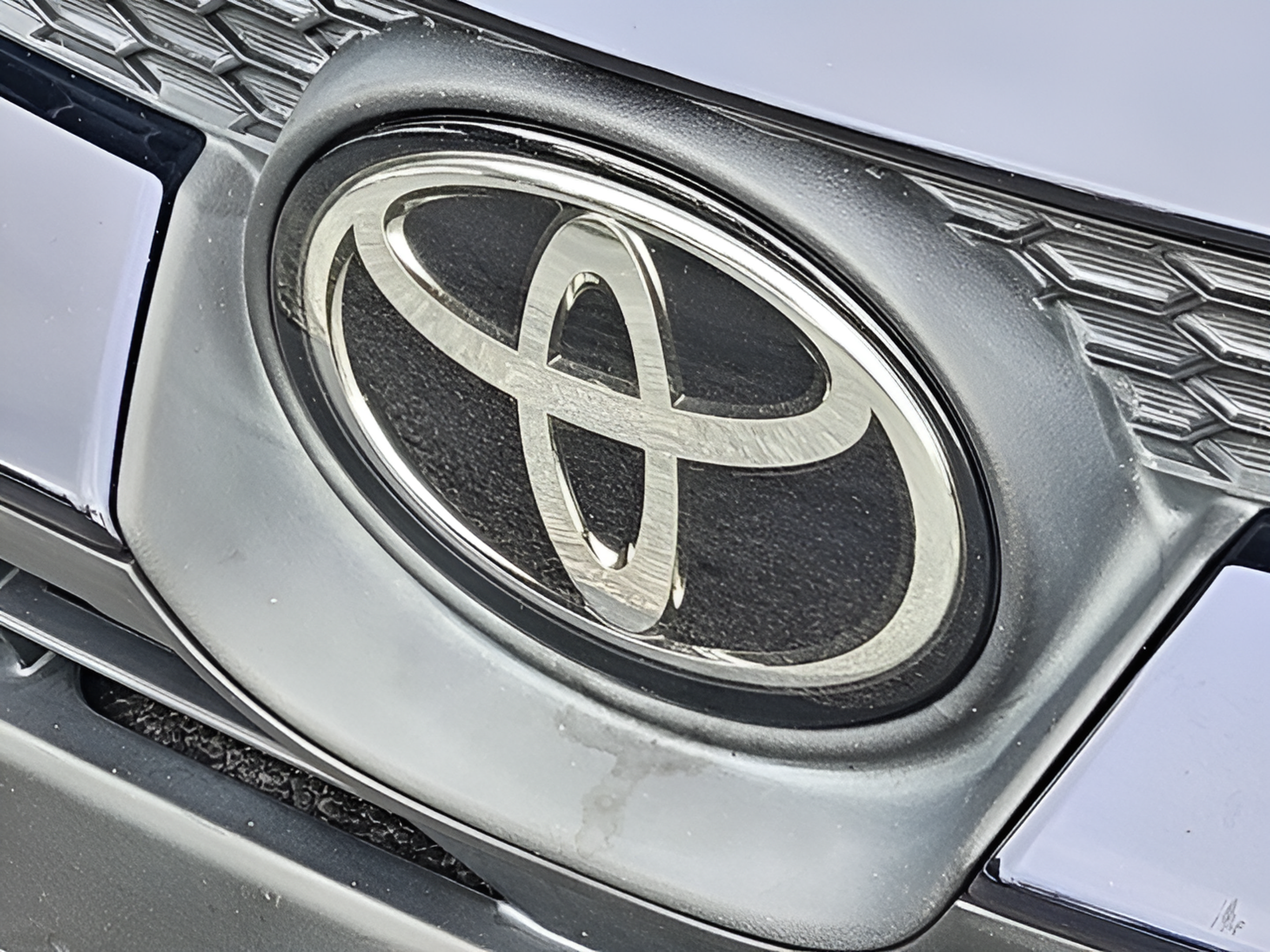Certified 2024 Toyota Corolla LE FWD image 33
