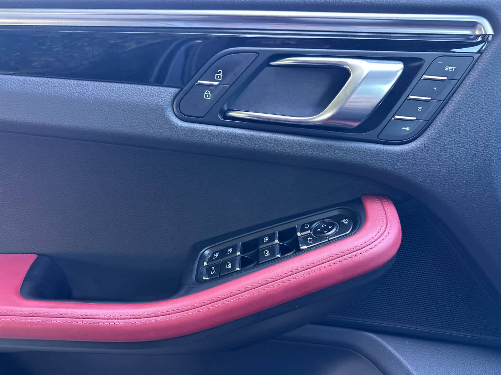 Certified 2023 Porsche Macan Turbo AWD/4WD image 12