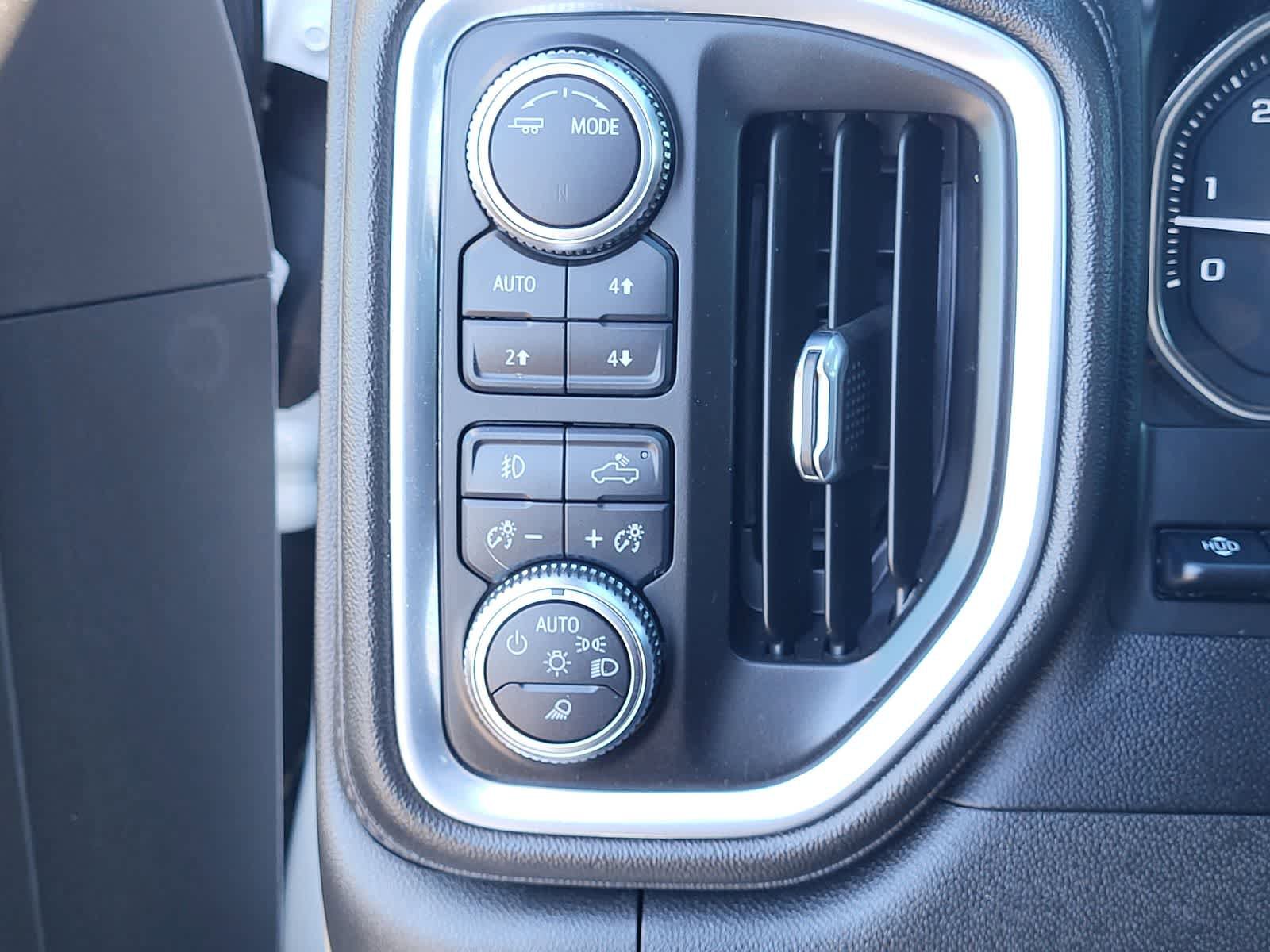 Used 2022 GMC Sierra 2500 Denali w/ Denali Ultimate Package image 17