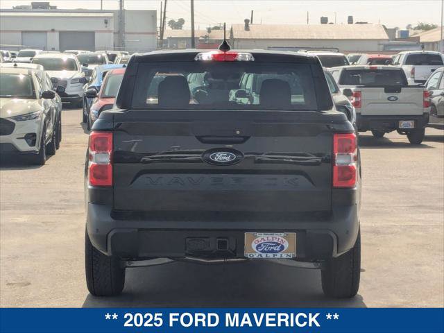 New 2025 Ford Maverick XLT w/ XLT Luxury Package image 4