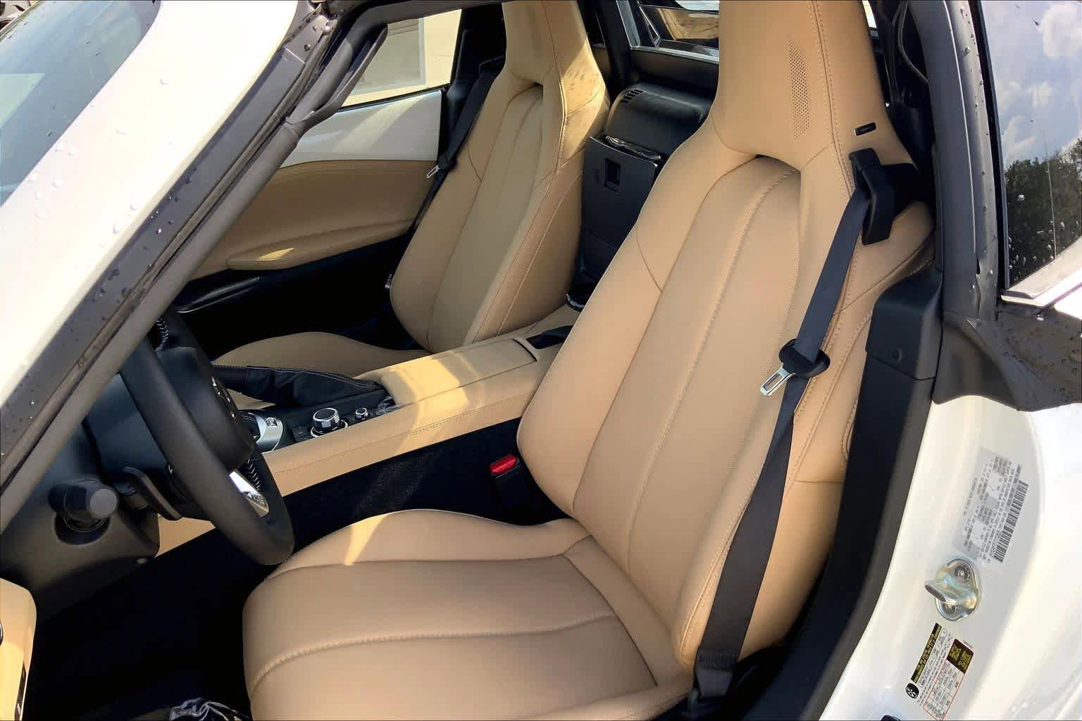 New 2026 MAZDA MX-5 Miata RF Grand Touring image 9