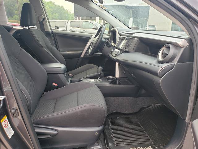 Used 2018 Toyota RAV4 XLE w/ Plus Extra Value Package AWD/4WD image 18