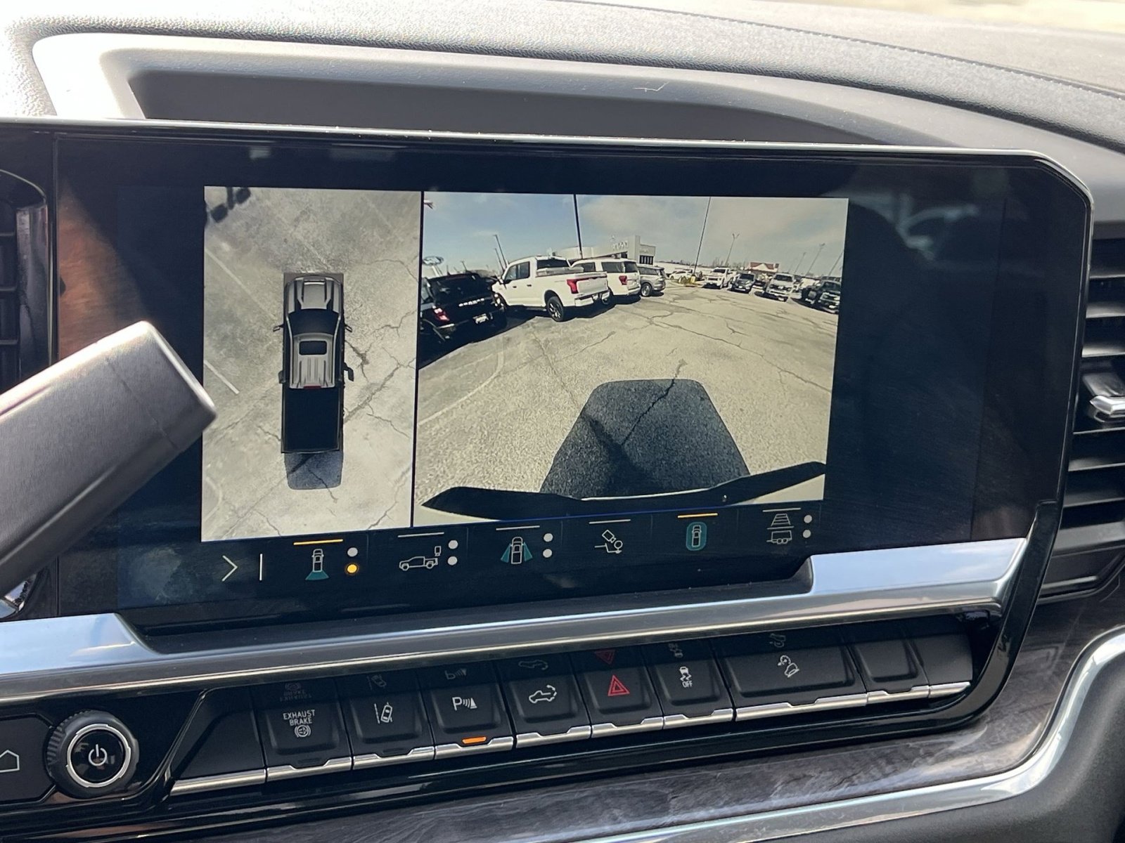 Used 2024 Chevrolet Silverado 2500 LTZ w/ LTZ Plus Package image 19