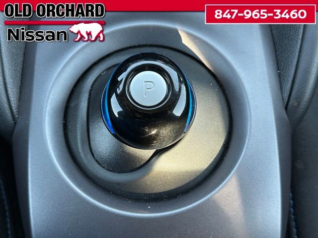Used 2025 Nissan Leaf S image 16