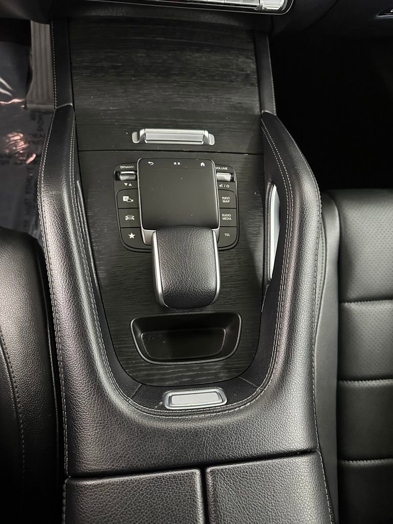 Used 2022 Mercedes-Benz GLE 350 4MATIC w/ 3rd Row Seat Package image 18