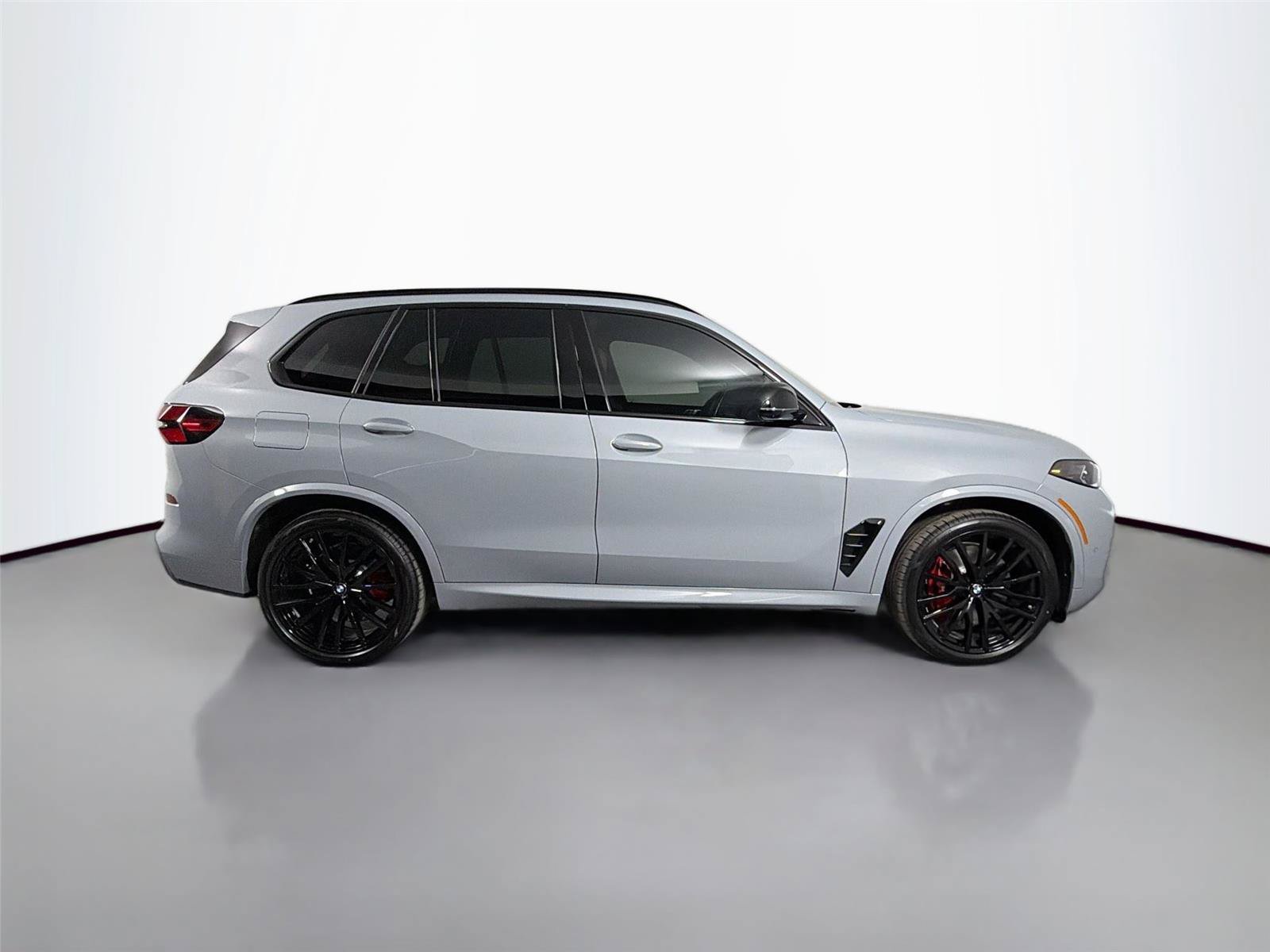 New 2026 BMW X5 M60i AWD/4WD image 7