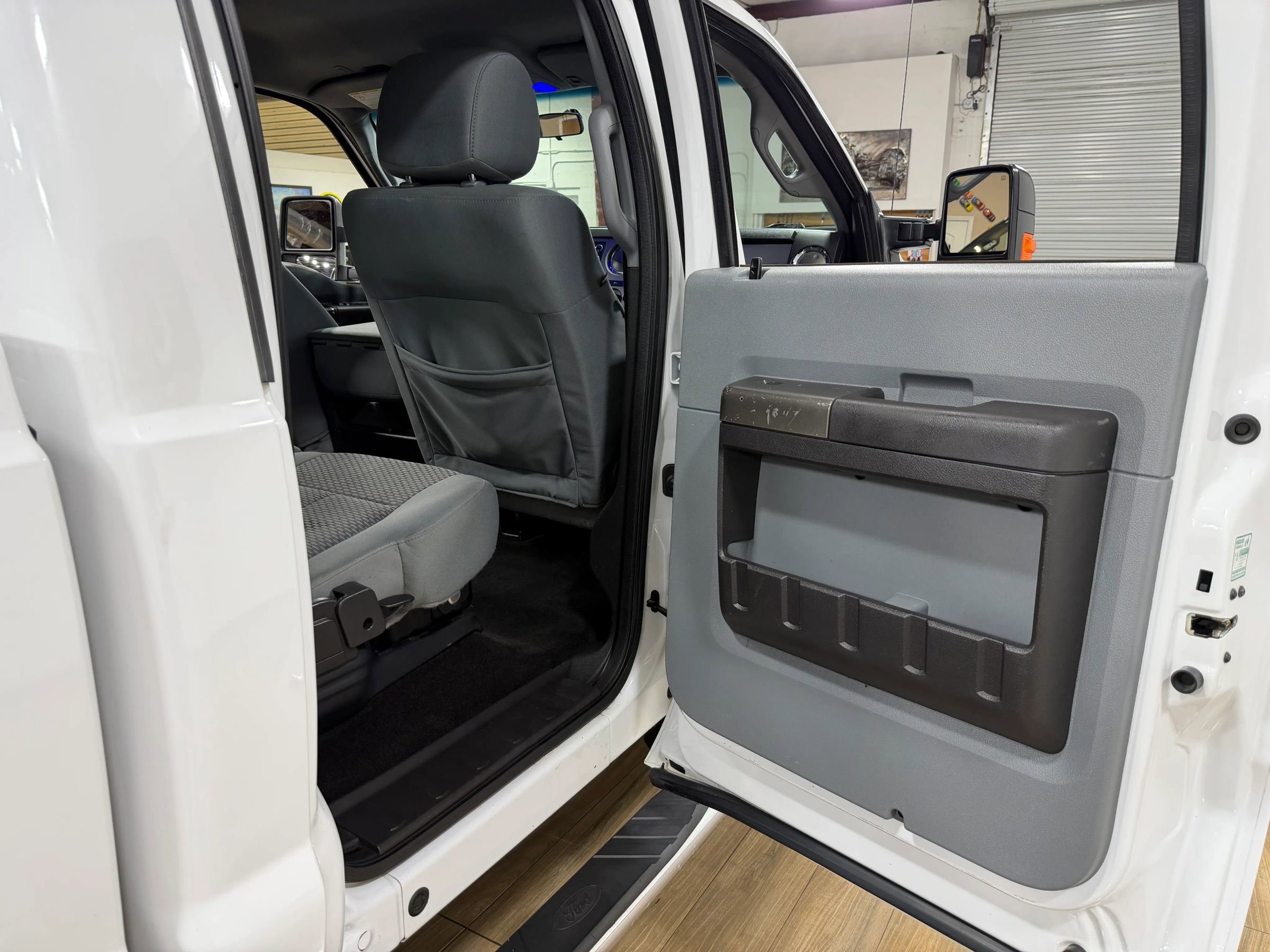 Used 2015 Ford F350 XLT AWD/4WD image 17