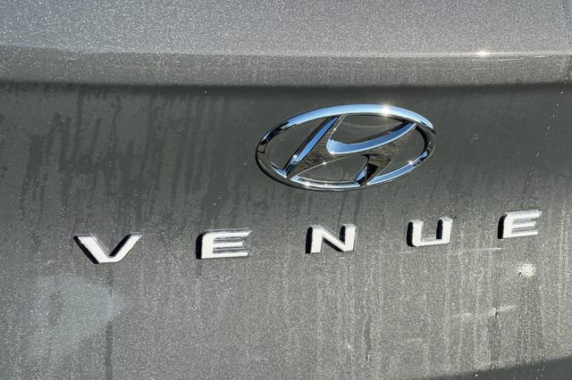 New 2026 Hyundai Venue SEL FWD image 9