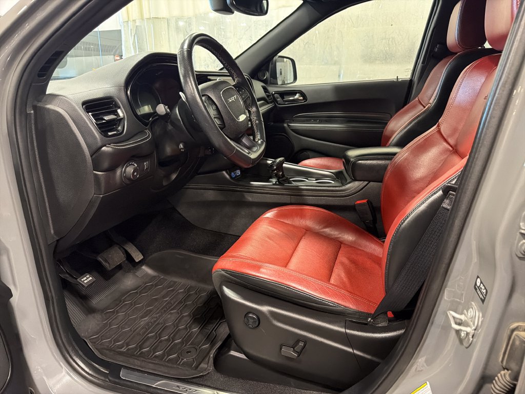Used 2022 Dodge Durango SRT w/ Black Package AWD/4WD image 4