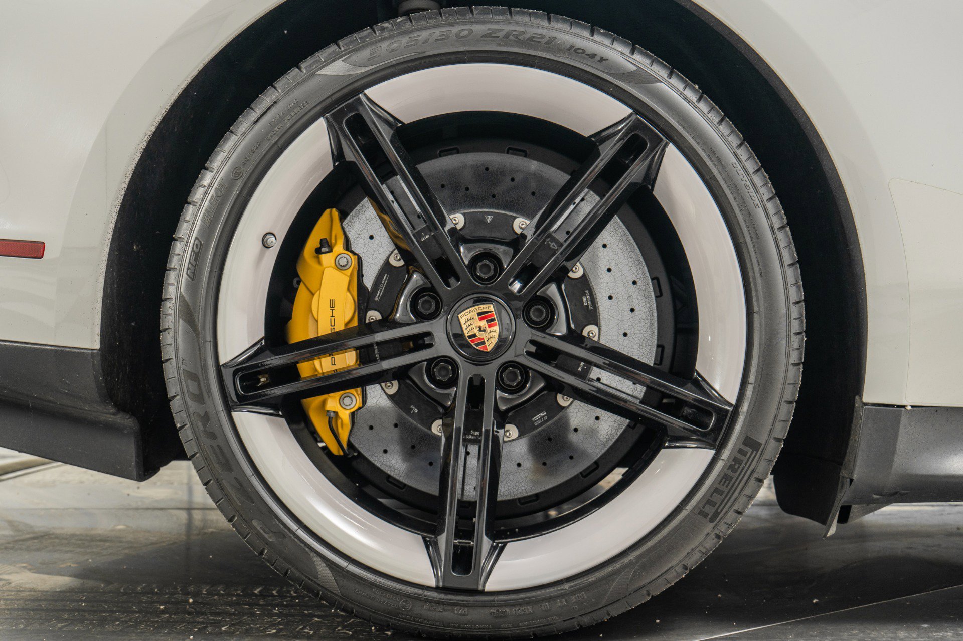 Used 2021 Porsche Taycan Turbo S image 39