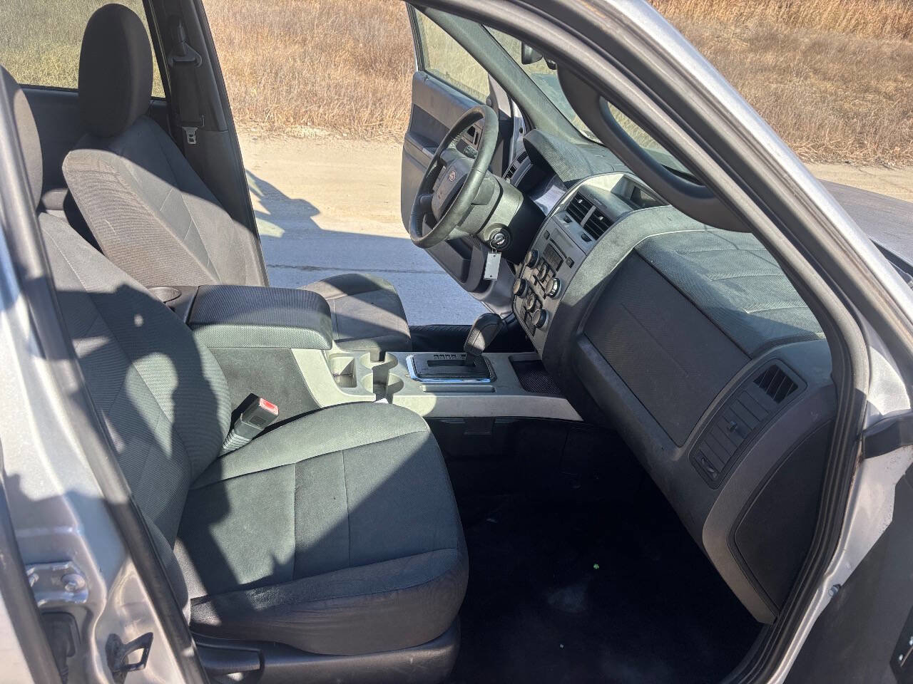 Used 2011 Ford Escape XLT image 13