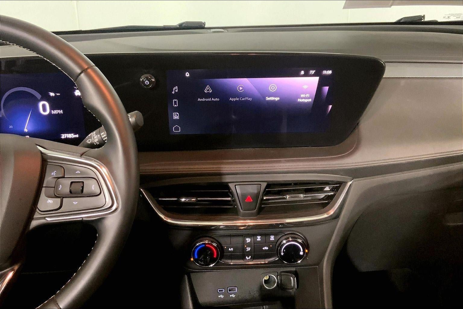 Used 2025 Buick Encore GX Preferred AWD/4WD image 6