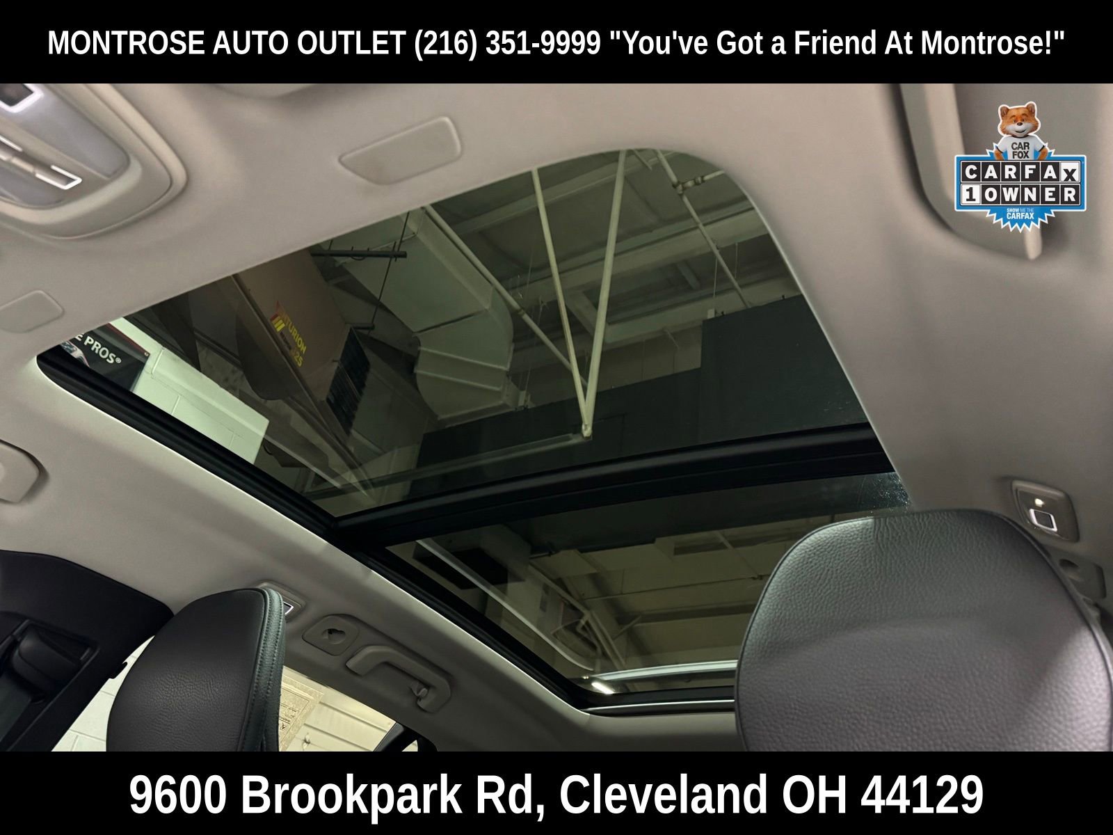 Used 2025 Volvo V60 B5 Cross Country Plus image 28