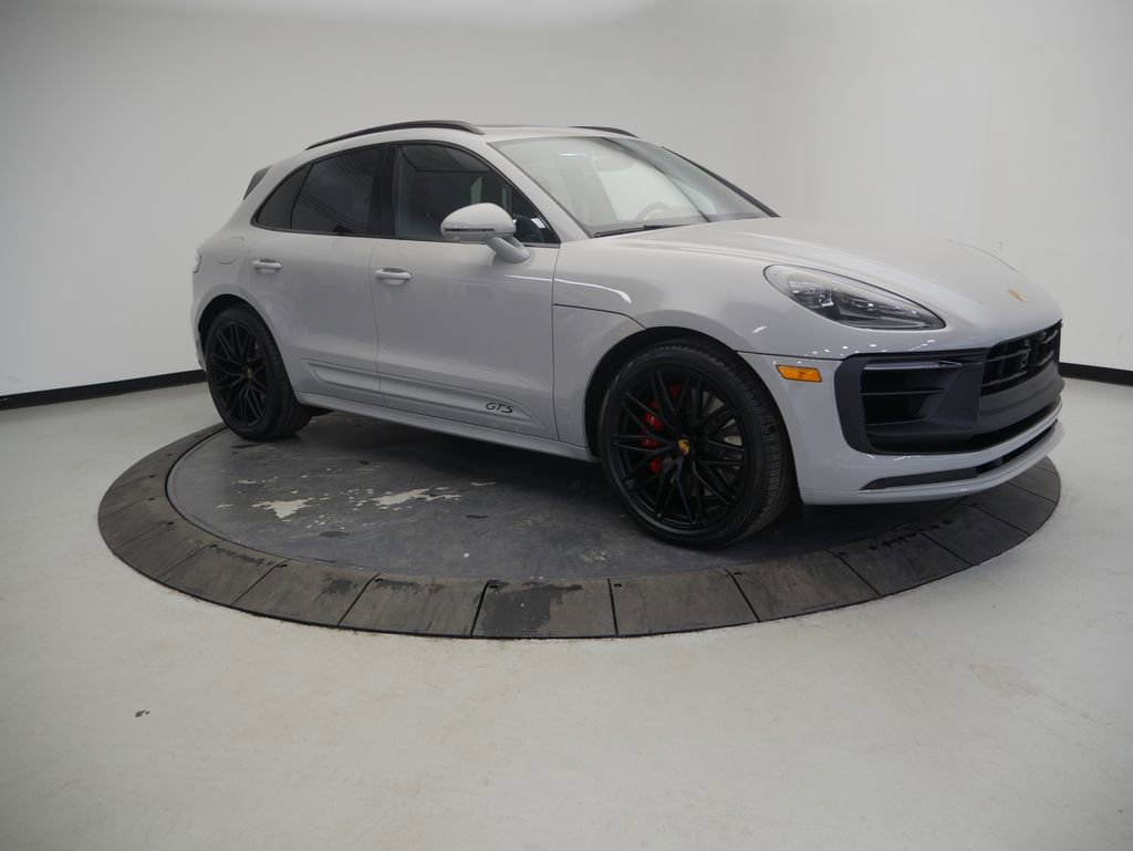 New 2026 Porsche Macan GTS AWD/4WD image 9