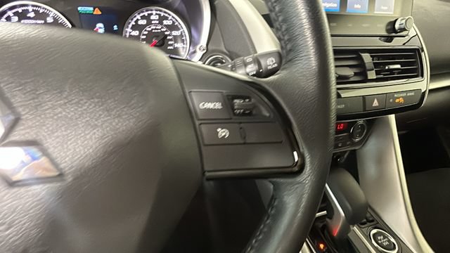 Used 2023 Mitsubishi Eclipse Cross SE AWD/4WD image 17