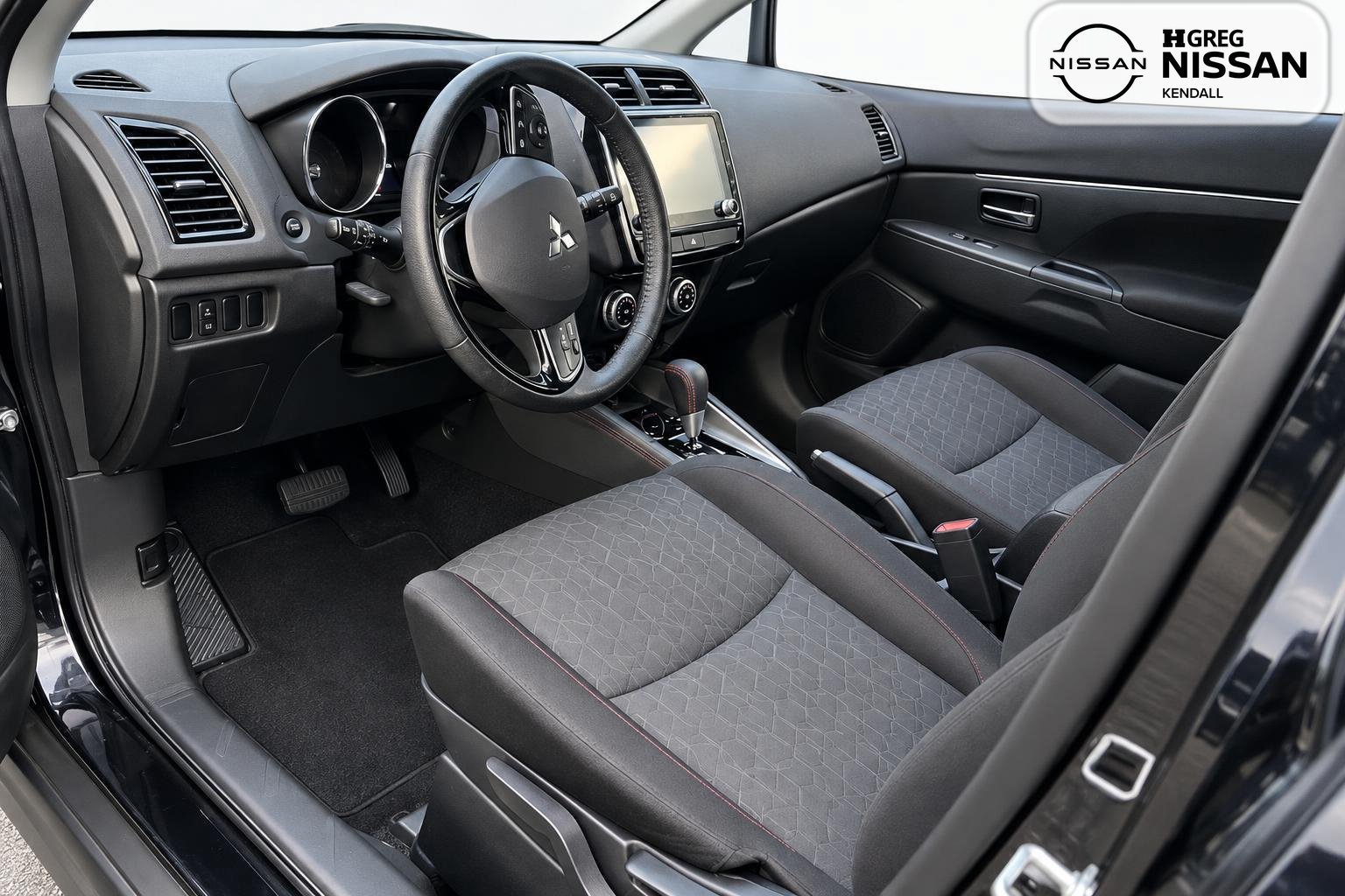 Used 2023 Mitsubishi Outlander Sport LE AWD/4WD image 7