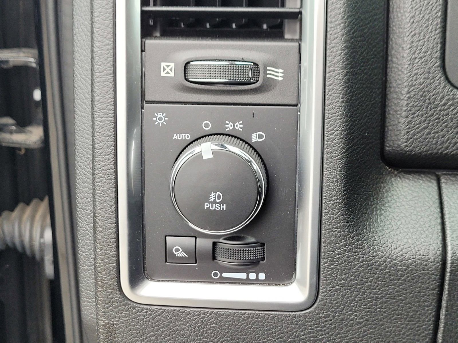 Used 2021 RAM 1500 Classic Warlock w/ Electronics Group image 25