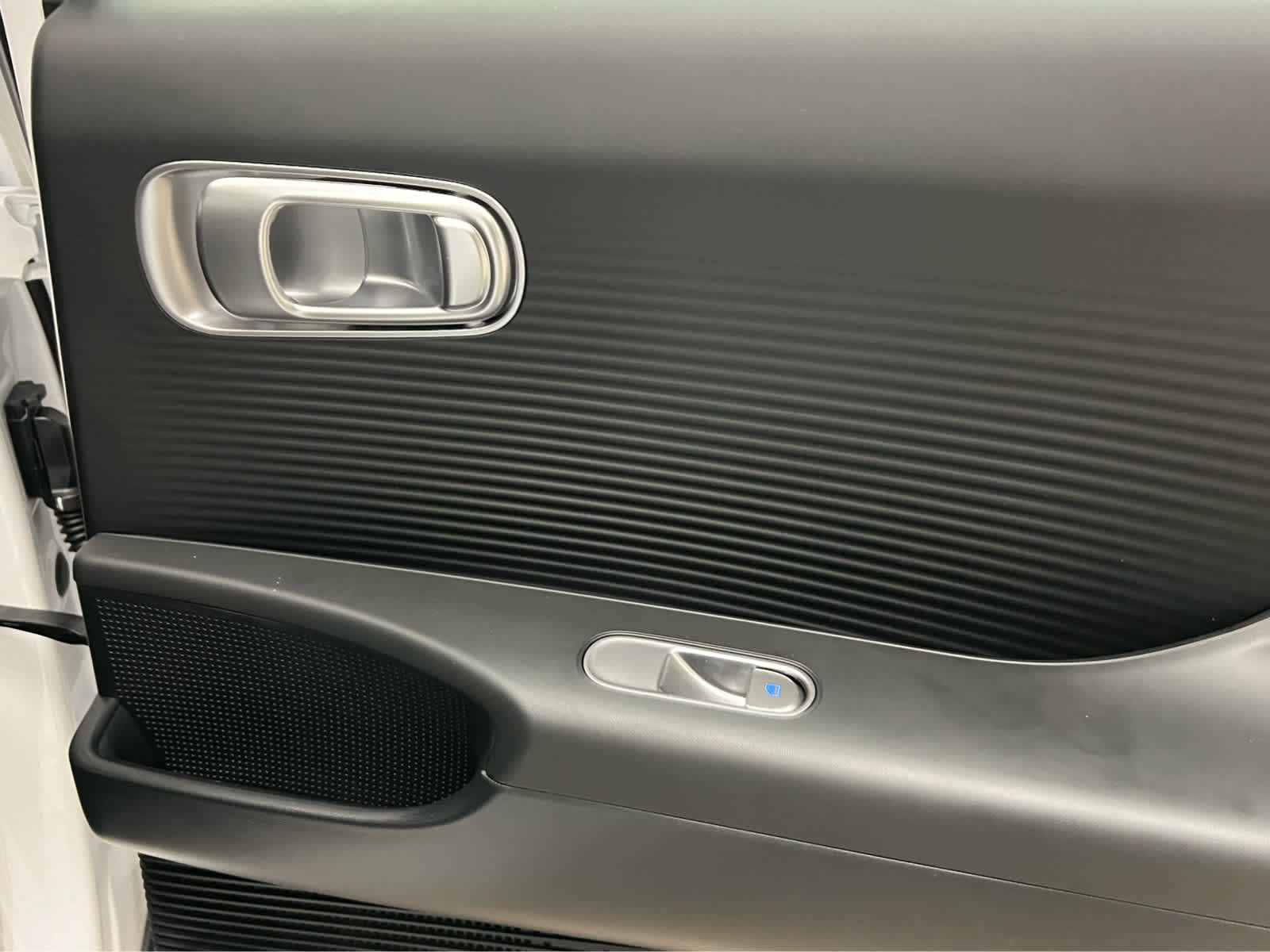 New 2025 Hyundai Ioniq 6 SE image 21