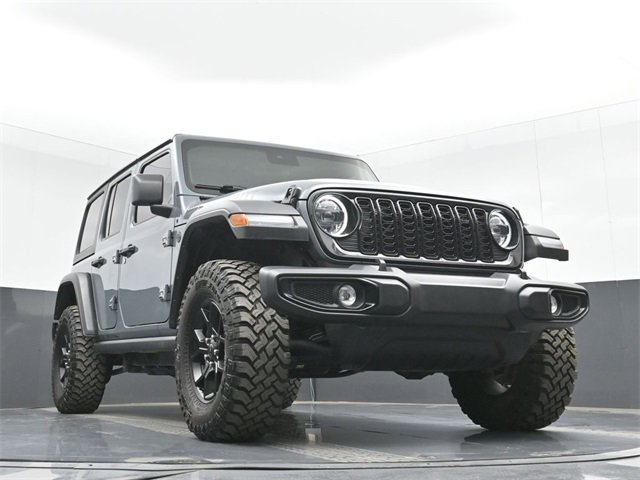 Used 2025 Jeep Wrangler Willys image 44