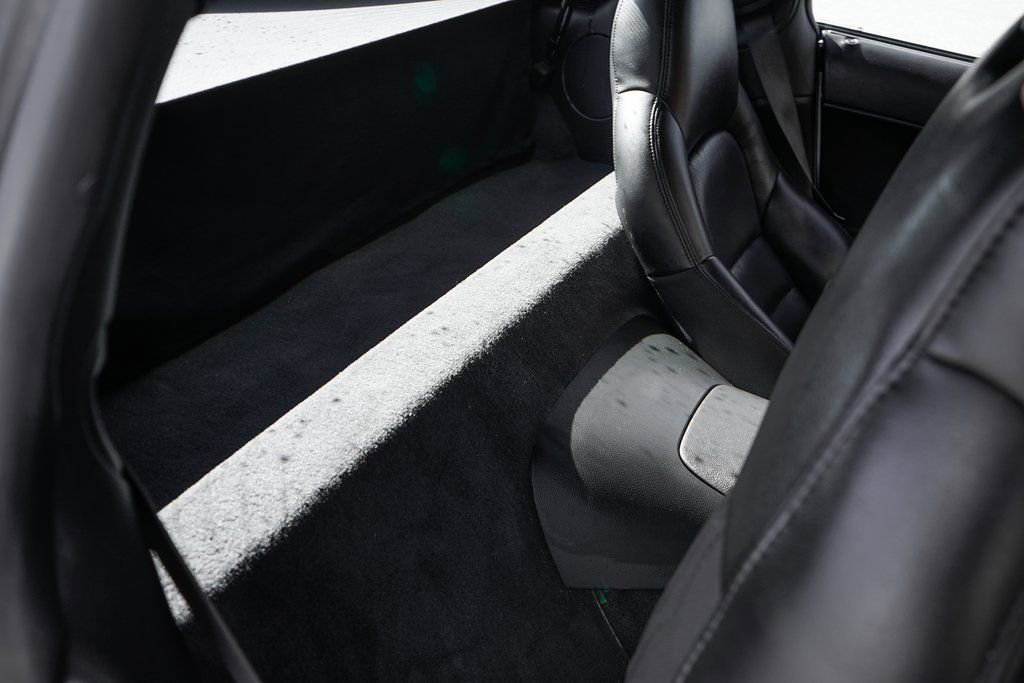 Used 2006 Chevrolet Corvette Coupe w/ Preferred Equipment Group image 40