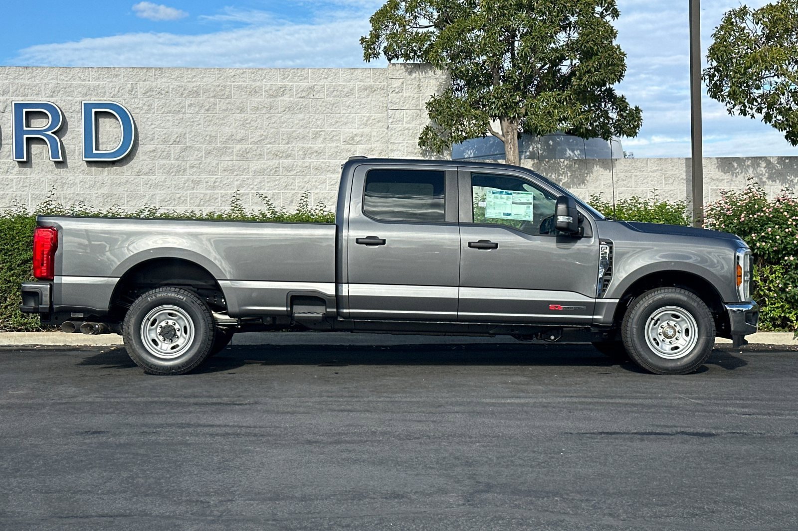 New 2026 Ford F250 2WD Crew Cab Super Duty image 3