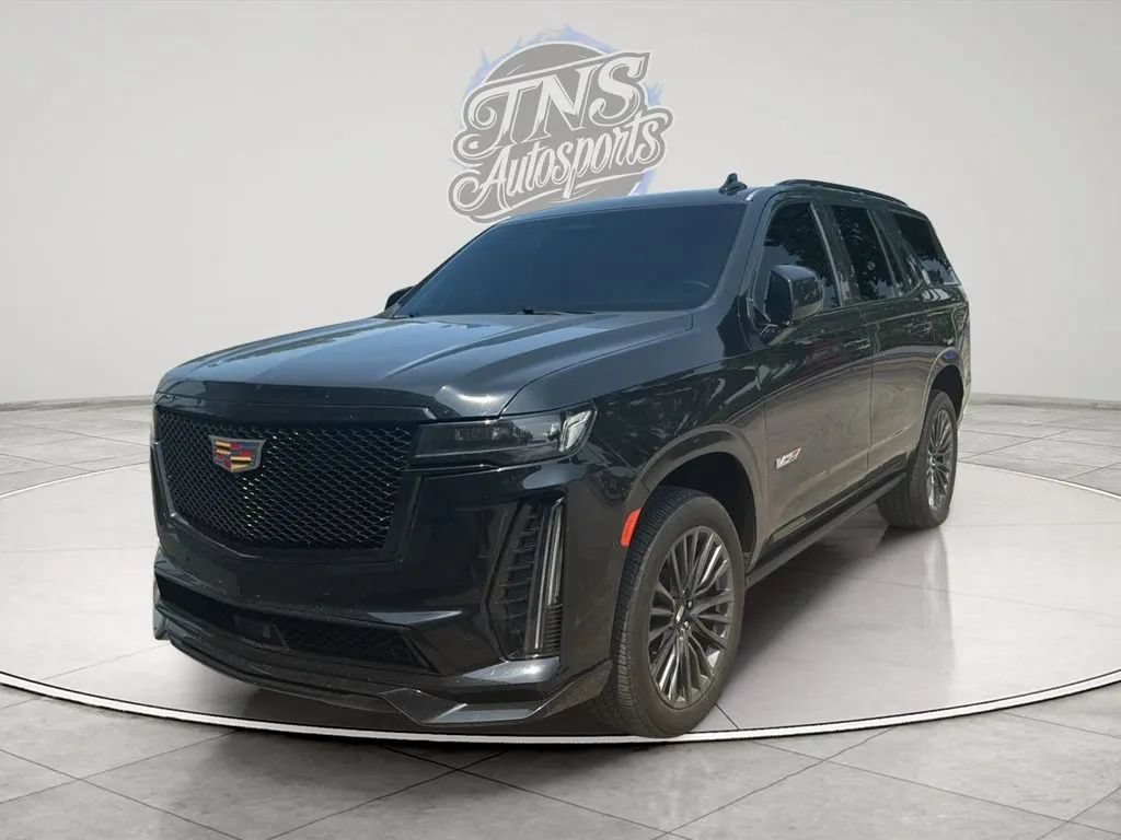 Used 2023 Cadillac Escalade V AWD/4WD image 3