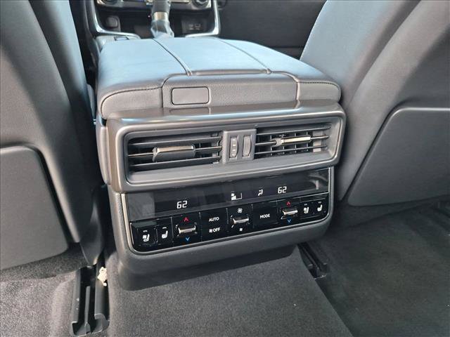 Used 2023 Lexus LX 600 F Sport w/ Accessory Package (Z1) AWD/4WD image 18