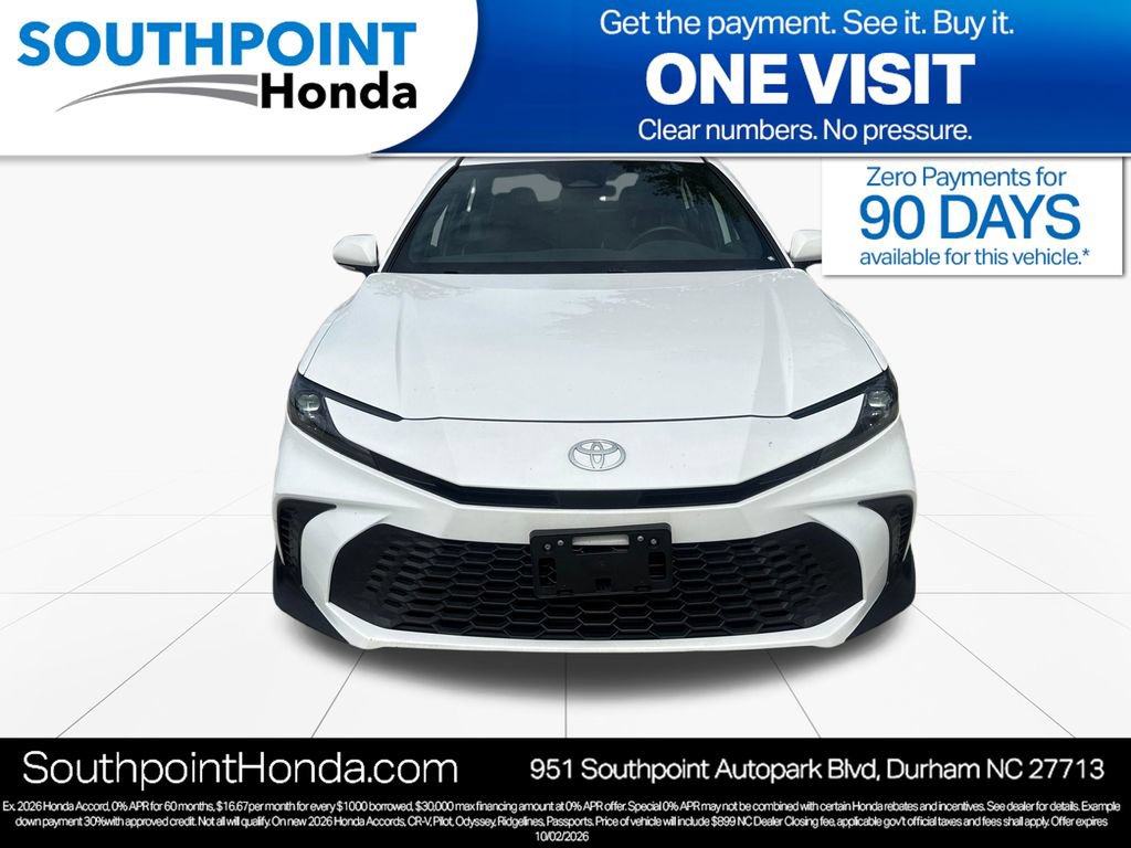 Used 2025 Toyota Camry SE FWD image 2