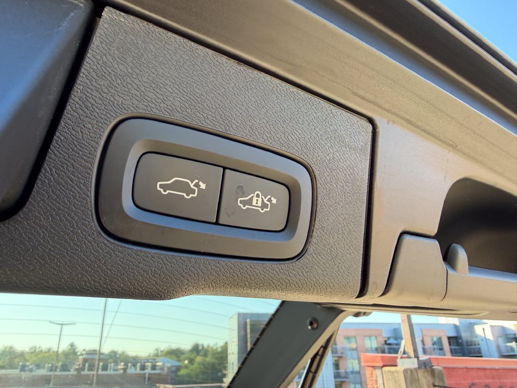 Certified 2026 Volvo XC60 B5 Ultra AWD/4WD image 29
