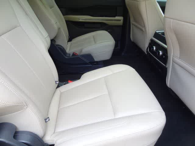 Certified 2022 Ford Expedition Max XLT AWD/4WD image 15