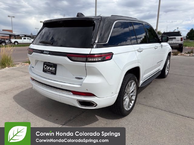 Used 2023 Jeep Grand Cherokee Summit w/ Advanced Protech Group IV AWD/4WD image 7
